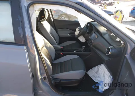 2023 Nissan Kicks Sr Xtronic Cvt z USA, uszkodzony, nr VIN 3N1CP5DV7PL548573